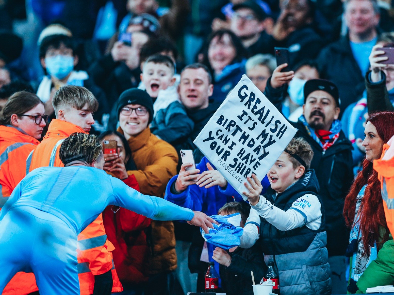 也激励着两 也激励着两