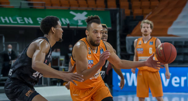 战胜强敌增 战胜强敌增